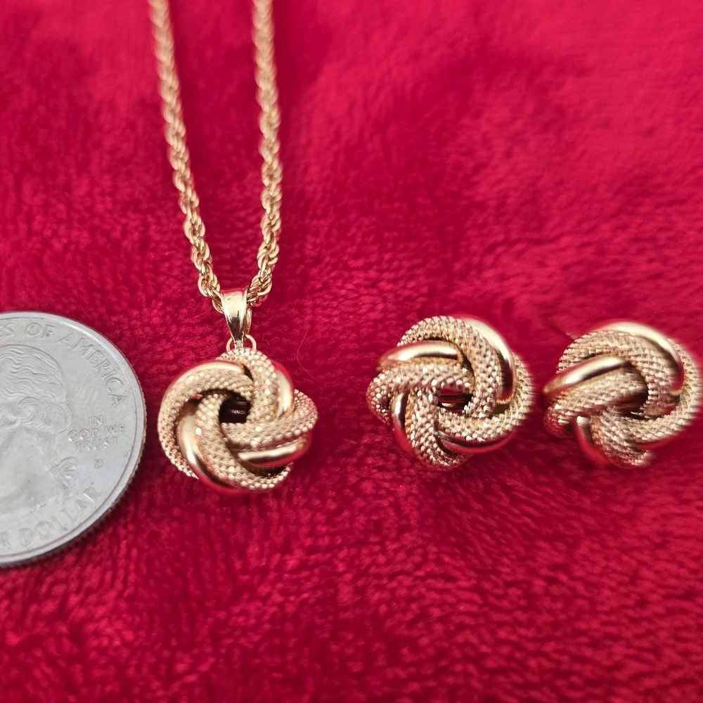 18k Solid Gold Knot Necklace and Earrings Jewelry Set - Picture 2 of 6